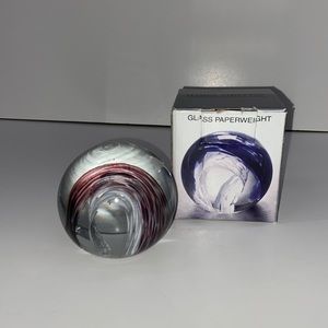 Glass paperweight Amanda Smith